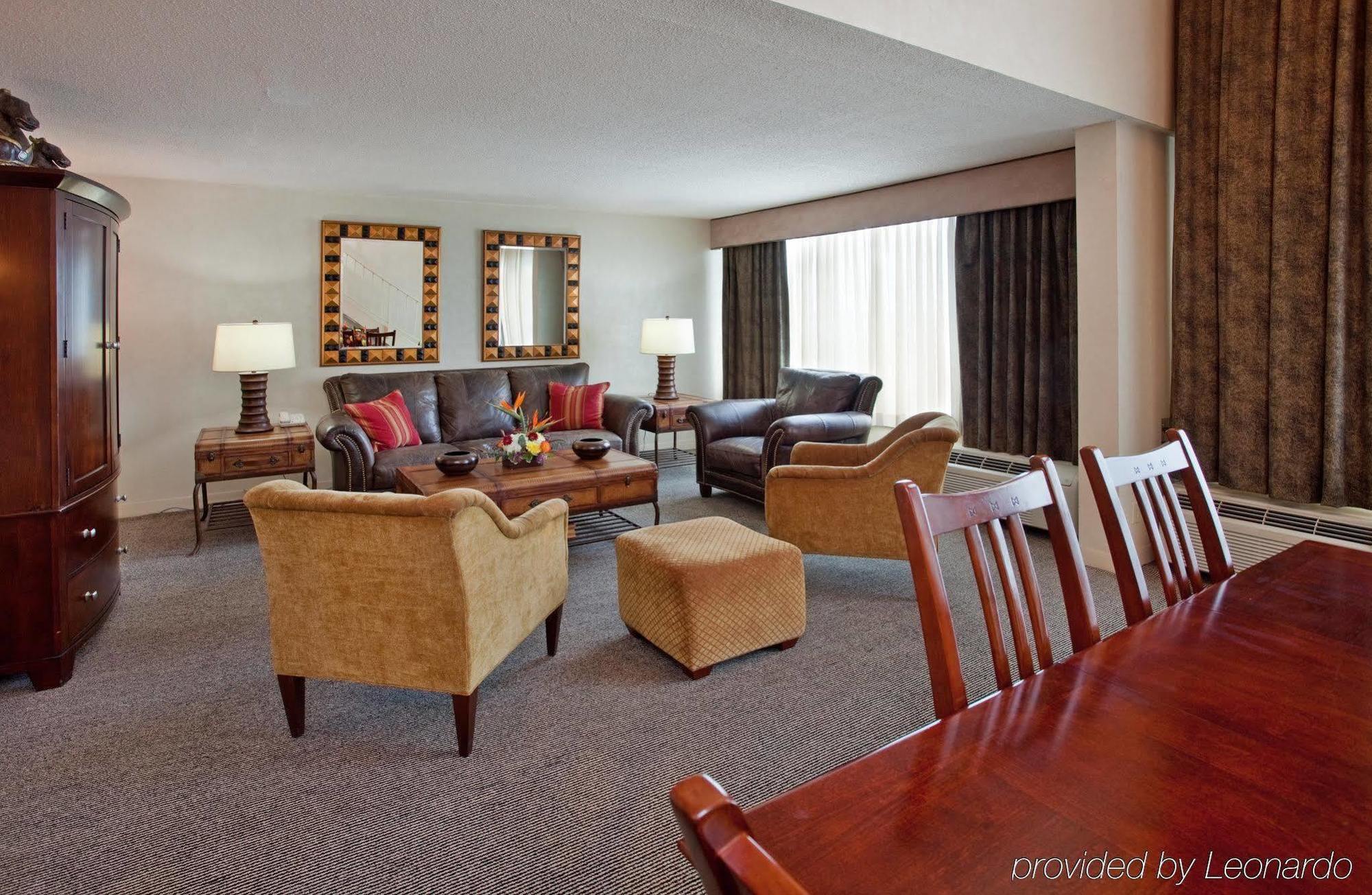 Millennium Cincinnati Room photo
